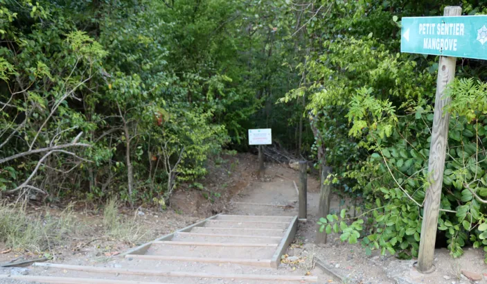 Départ de la randonnée longue Grand Sentier