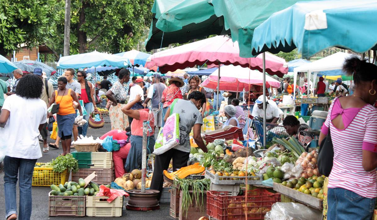 The markets of Fort-de-France | AZ Martinique