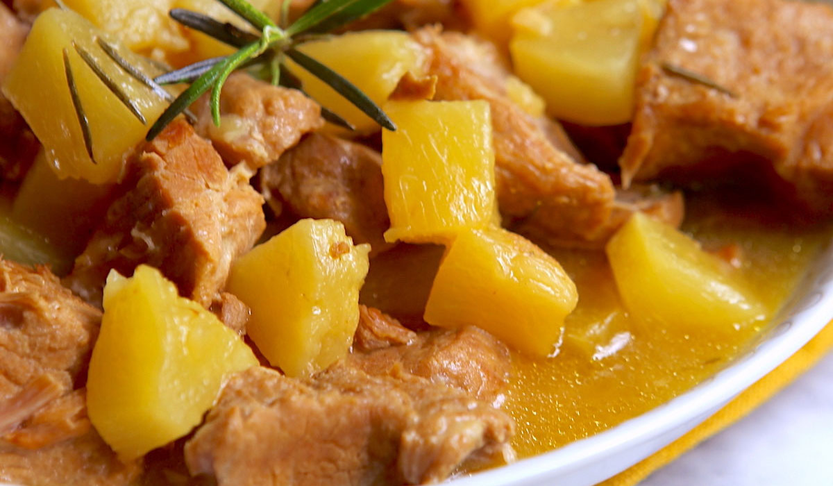 Sauté de poulet à l'ananas