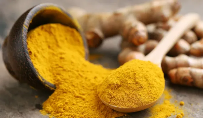 Turmeric tubers and turmeric powder